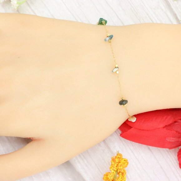 "Trendy Handmade Bracelet – A Thoughtful Gift for Girls & Women | UNVRC1491 - Picture 6 of 10